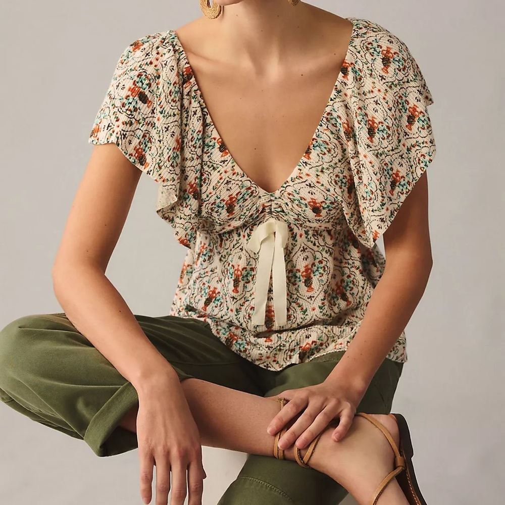 Deep-V Flutter-Sleeve Sweater Top Floral Print V-Neck Top Small